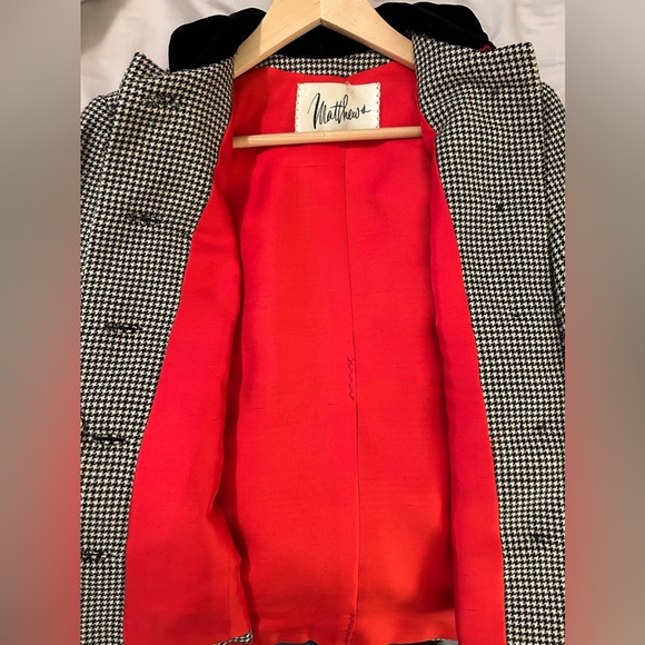 Vintage 1970’s Tailored Houndstooth Women’s Jacket with Red Lining. Size Small. - Picture 7 of 12
